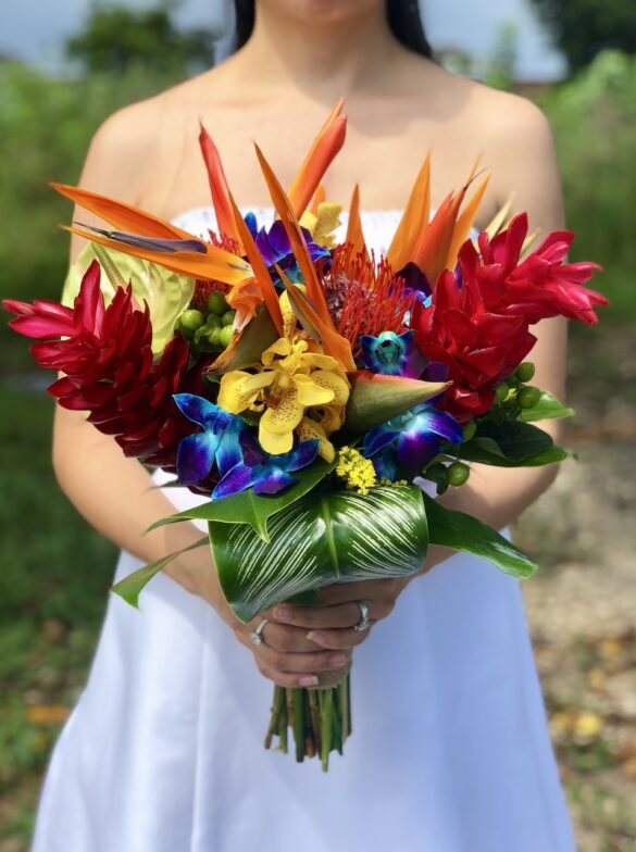 bird of paradise wedding bouquet 4