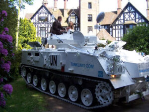 Wedding Tank - Tank Limo